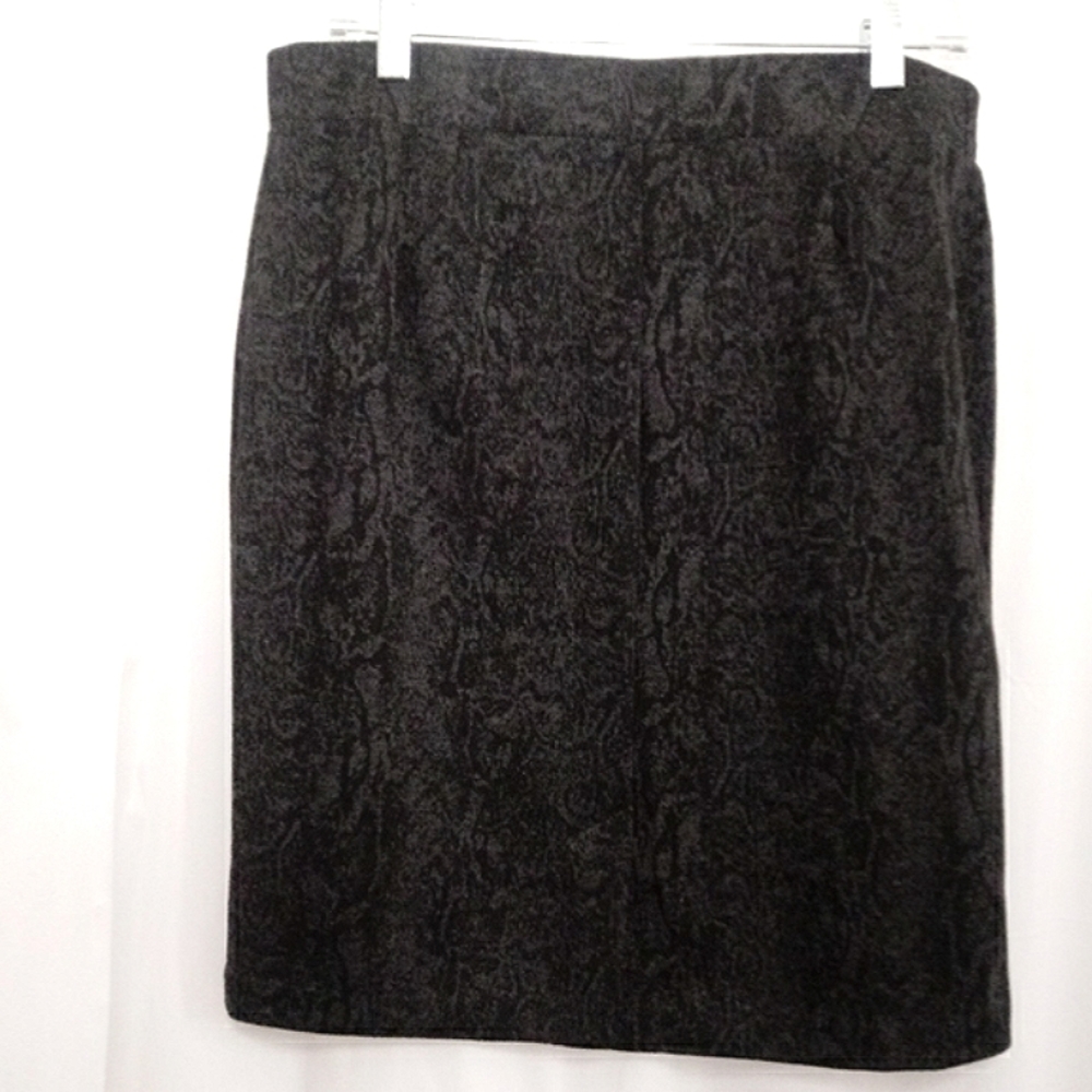 Excellent Used Nicole Miller New York Career Wear Straight Skirt